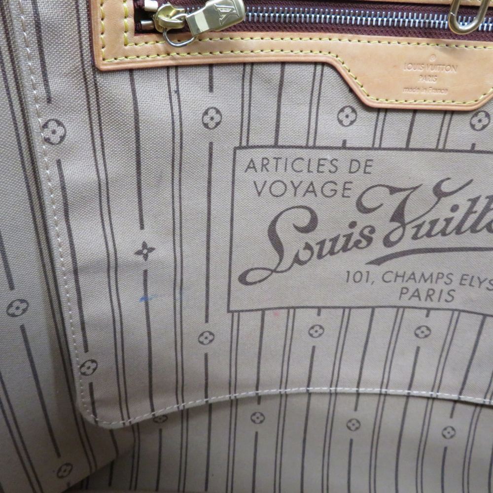 LOUIS VUITTON Neverfull Monogram Tote Bag - Picture 6 of 10